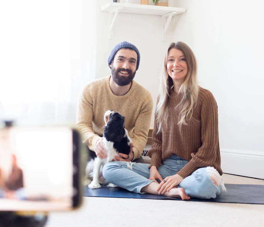 Gwen et Rémi de Flow Life, le studio de yoga en ligne